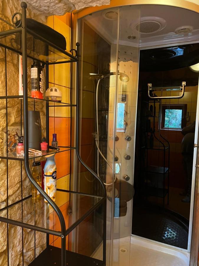 Bianka Hostel & Car Rent Будапеща Екстериор снимка