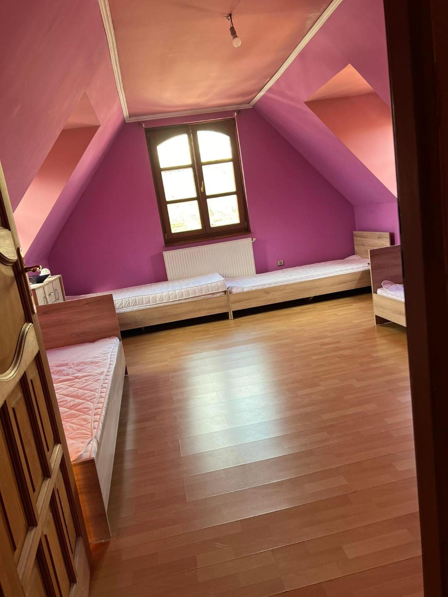 Bianka Hostel & Car Rent Будапеща Екстериор снимка