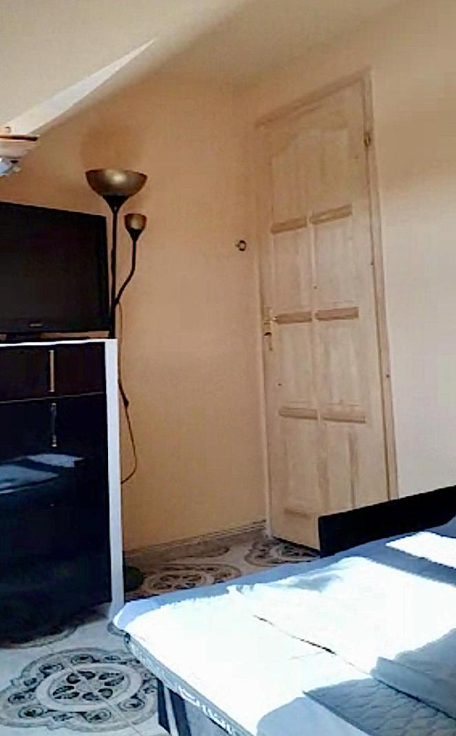 Bianka Hostel & Car Rent Будапеща Екстериор снимка